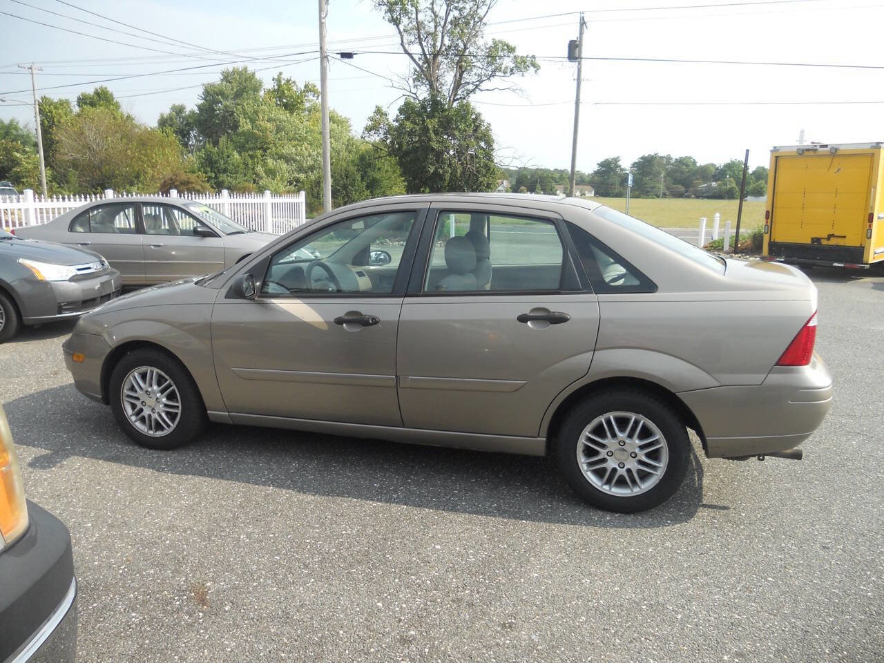 Used 2005 Ford Focus SE image 22