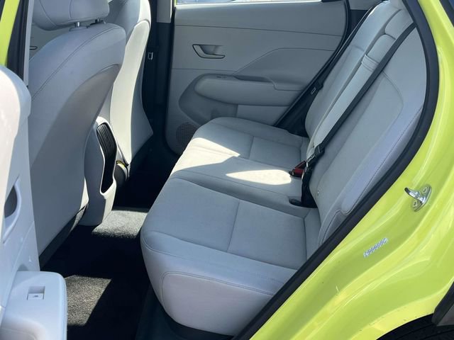 Used 2024 Hyundai Kona SE image 15