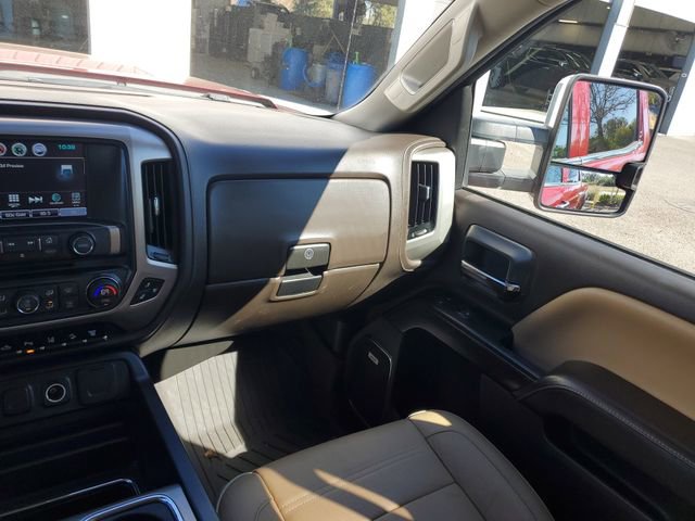 Used 2019 GMC Sierra 2500 Denali w/ Duramax Plus Package image 15