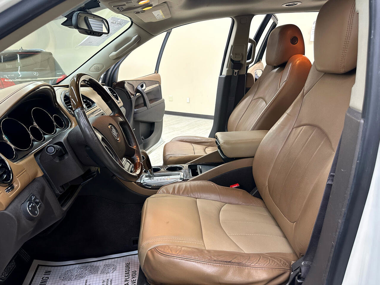 Used 2015 Buick Enclave Leather image 23
