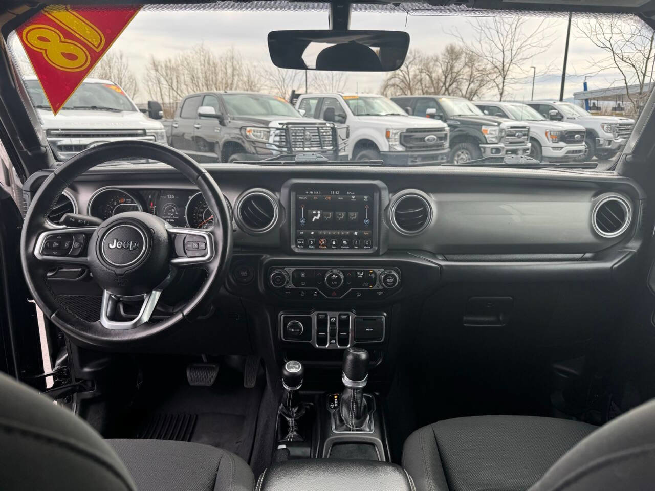 Used 2018 Jeep Wrangler Unlimited Sahara w/ Uconnect 4C Nav & Sound Group image 29