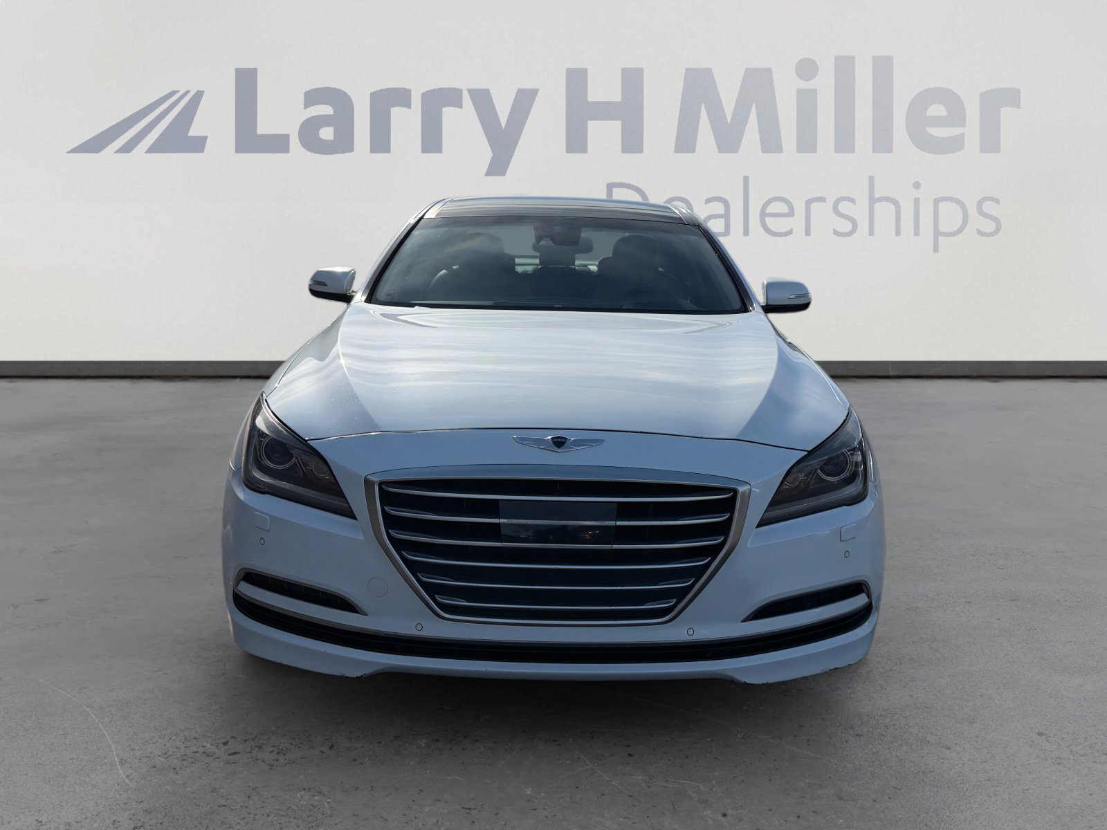 Used 2015 Hyundai Genesis 3.8 w/ Option Group 04 image 8