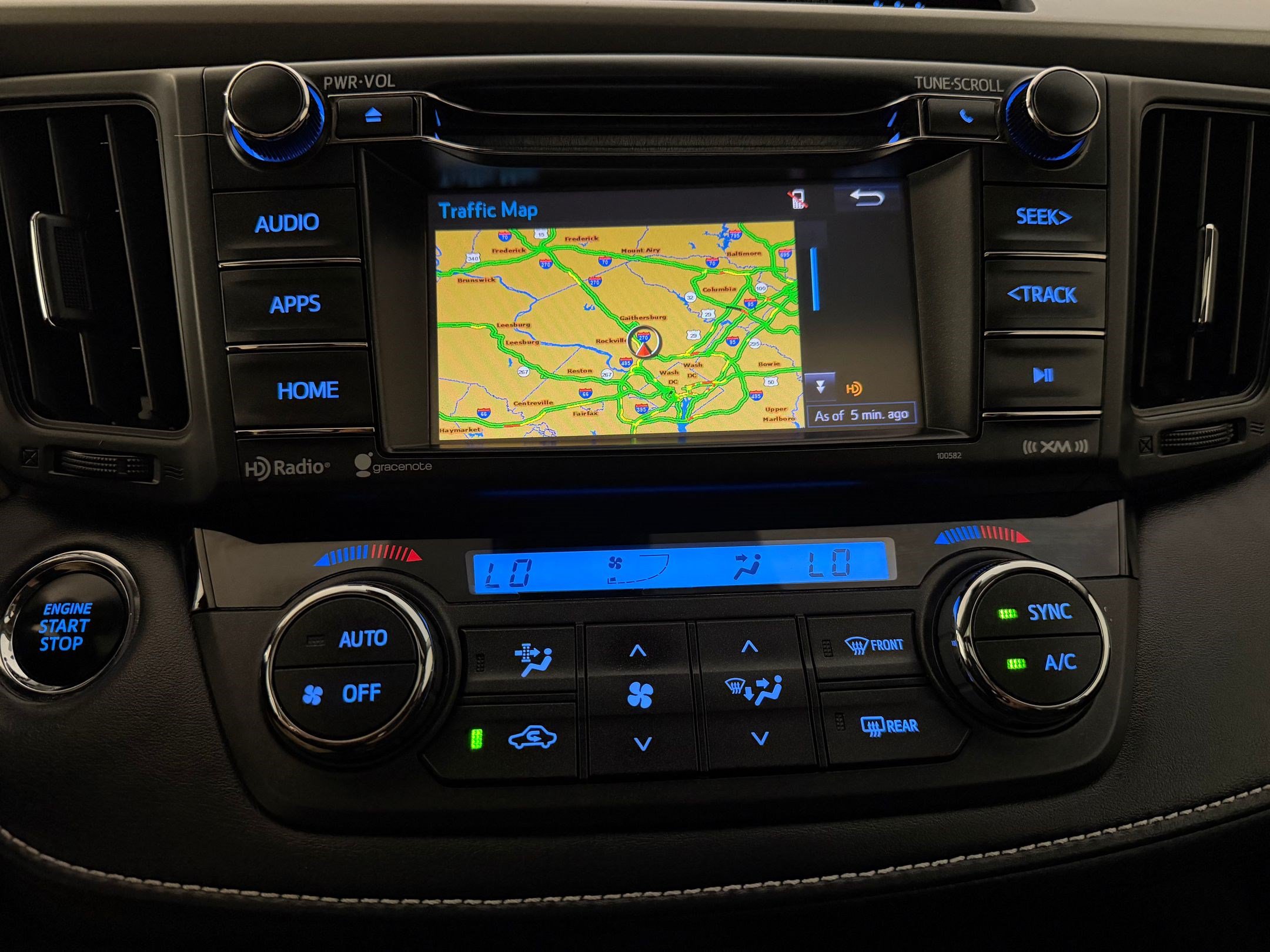 Used 2018 Toyota RAV4 XLE w/ Plus Extra Value Package AWD/4WD image 23