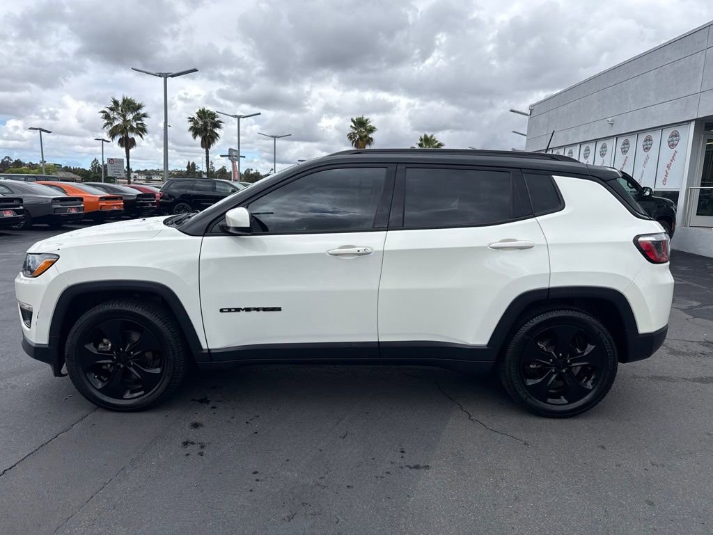 Certified 2019 Jeep Compass Latitude FWD image 4
