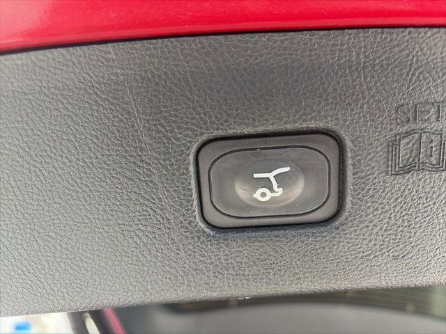 Used 2022 Ford Edge SEL w/ Convenience Package image 16