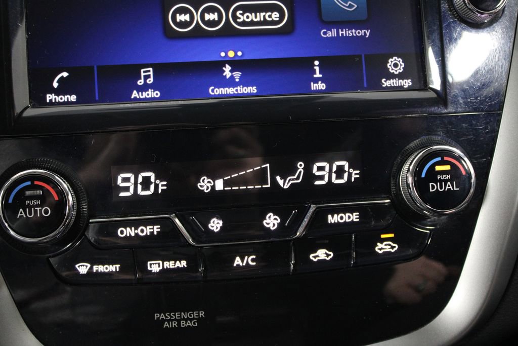 Used 2023 Nissan Murano SV image 40