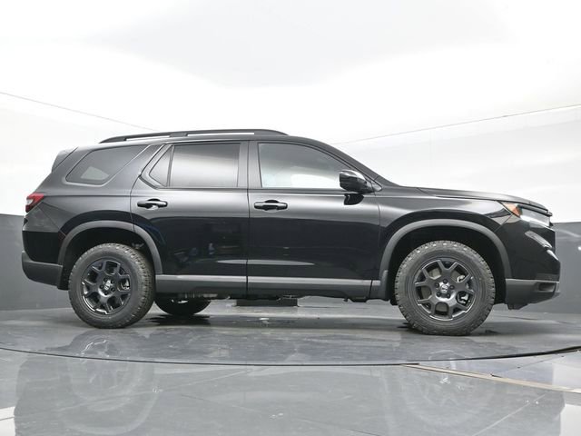 Certified 2025 Honda Pilot TrailSport image 27