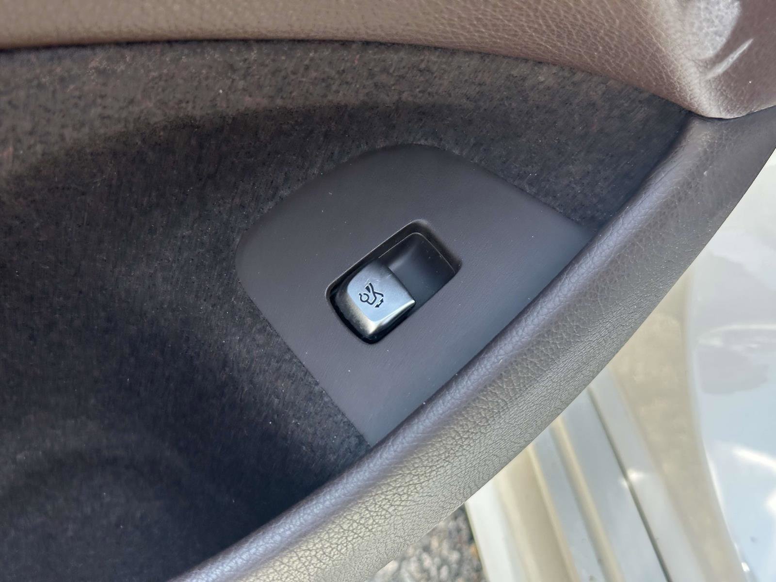 Used 2020 Mercedes-Benz CLS 450 w/ Driver Assistance Package image 15