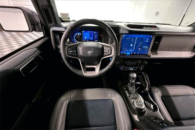 Used 2021 Ford Bronco Outer Banks image 5