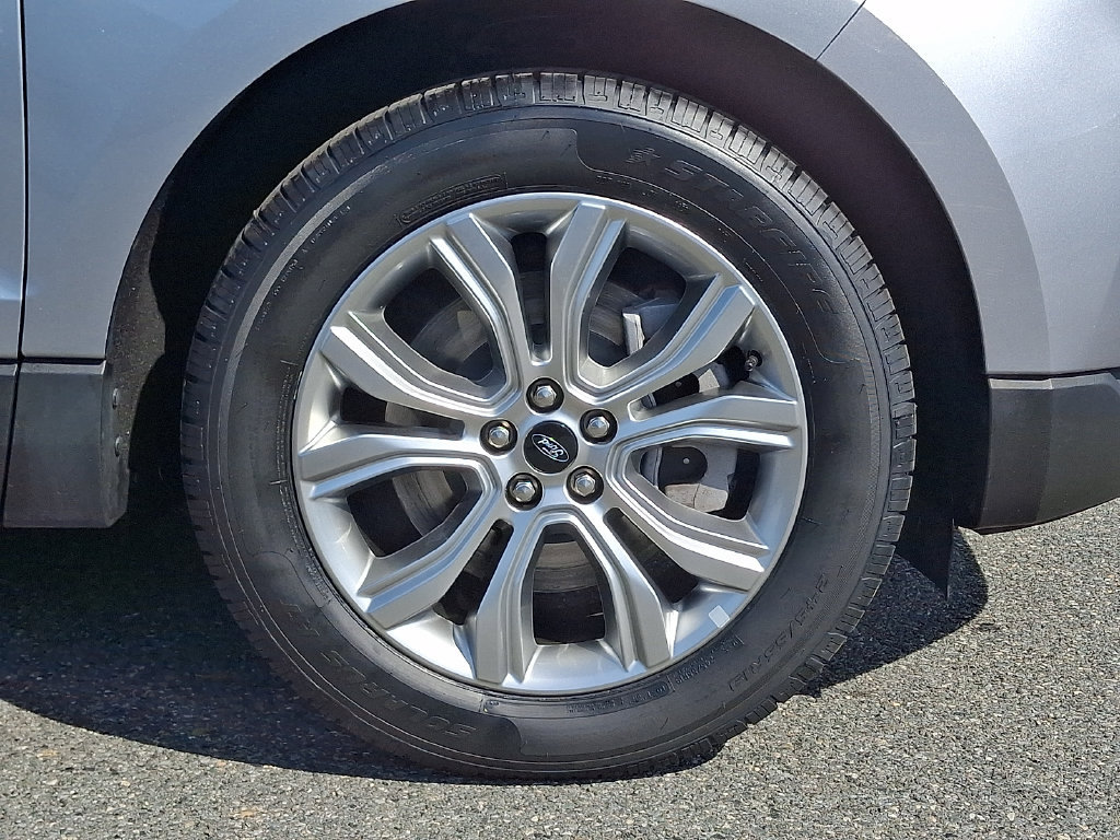 Used 2024 Ford Edge Titanium AWD/4WD image 8