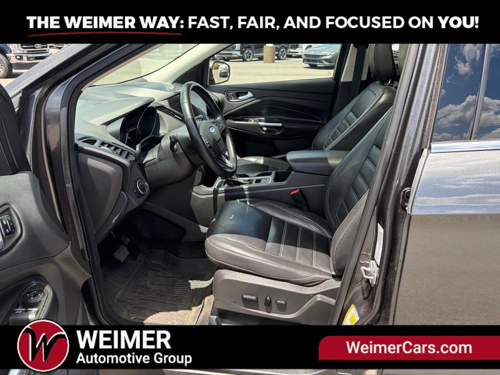 Used 2019 Ford Escape Titanium AWD/4WD image 23
