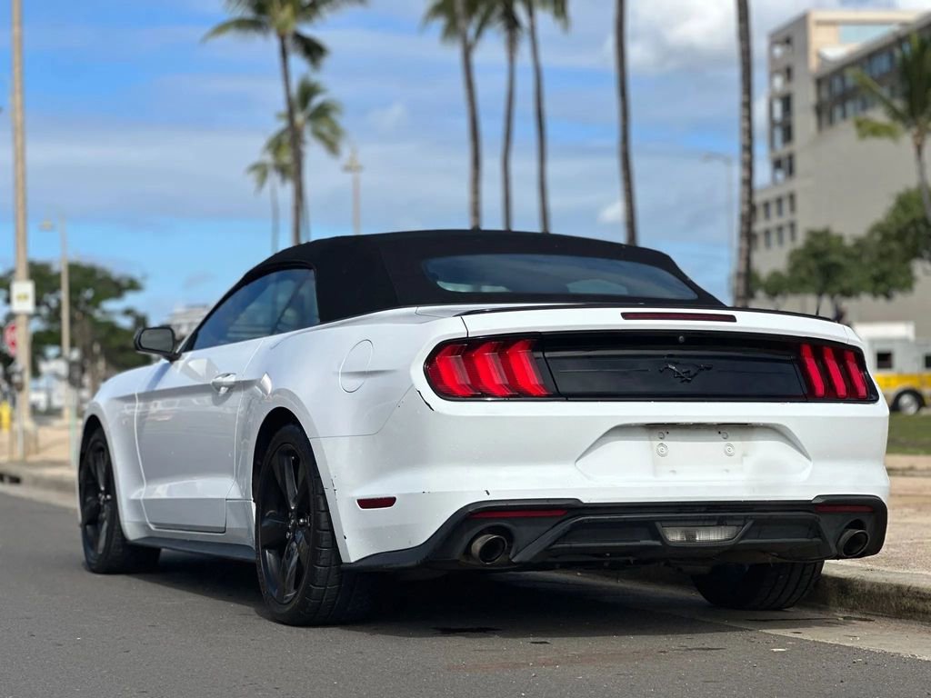 Used 2022 Ford Mustang Convertible w/ Black Accent Package image 10