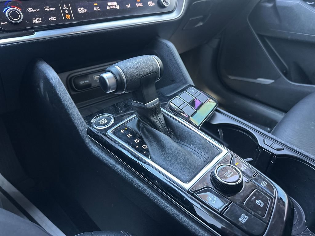 Used 2025 Kia Sportage EX image 20