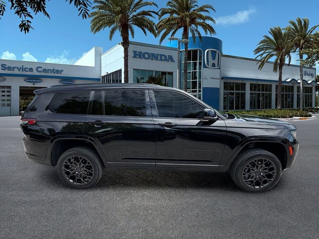 Used 2024 Jeep Grand Cherokee L Summit AWD/4WD image 9