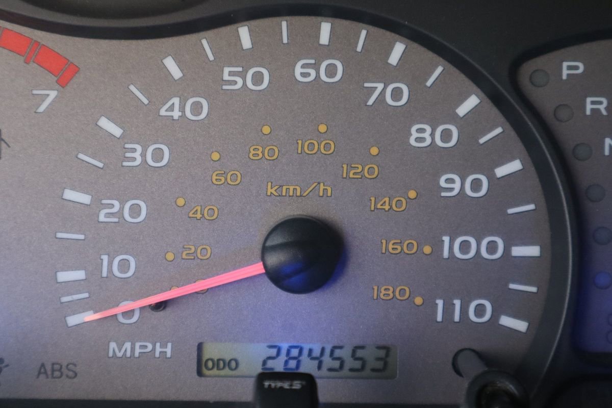 Used 2003 Toyota Sequoia Limited image 47