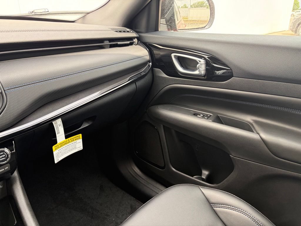 New 2026 Jeep Compass Latitude AWD/4WD image 42