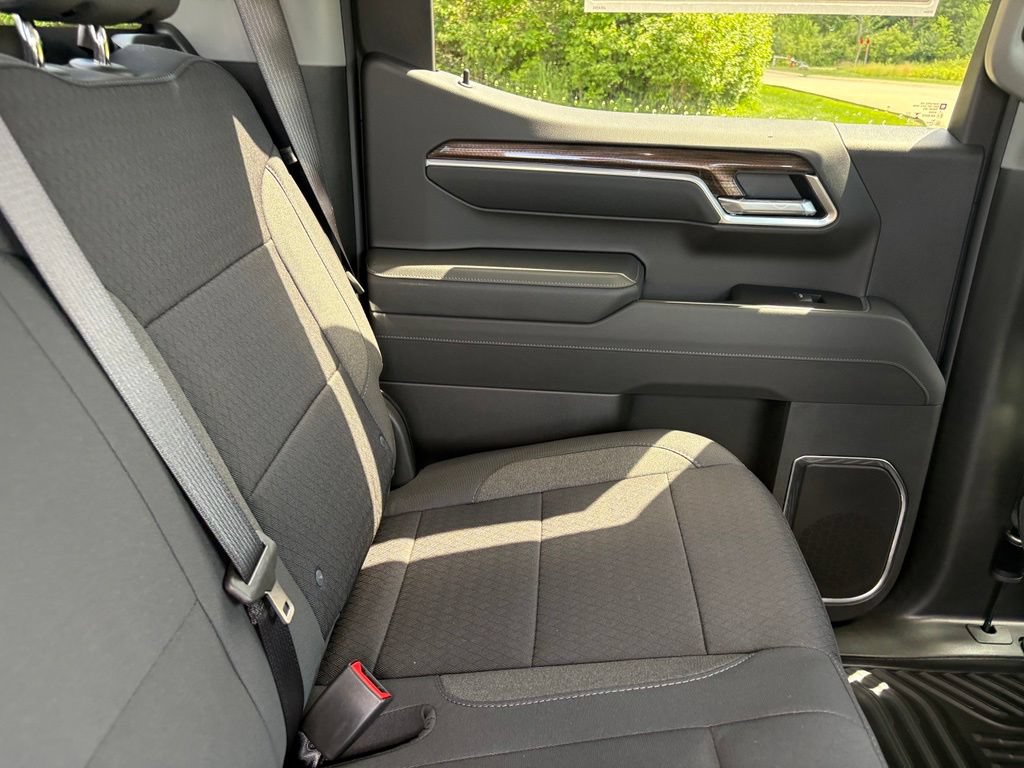 New 2026 Chevrolet Silverado 1500 LT AWD/4WD image 39