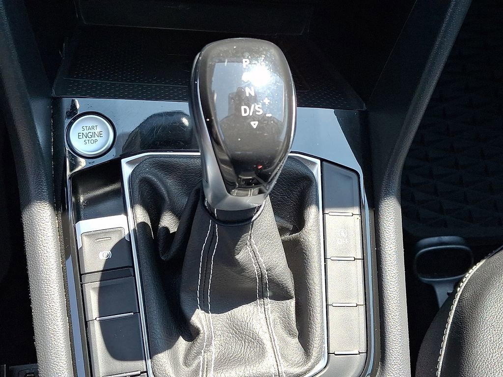 Used 2022 Volkswagen Taos SEL AWD/4WD image 17