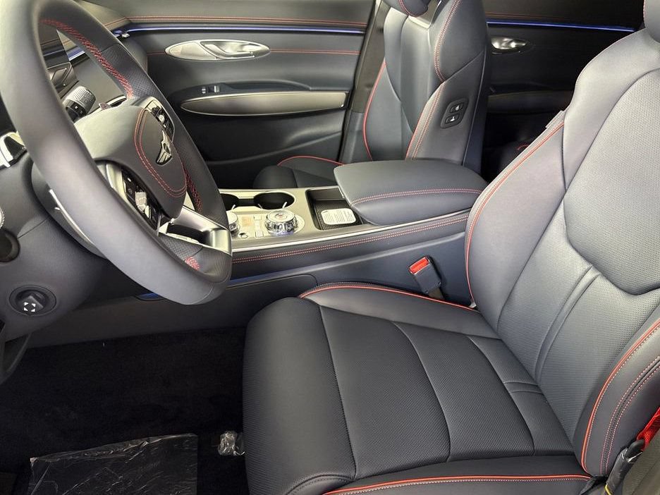 New 2027 Genesis GV70 2.5T Sport Prestige AWD/4WD image 14