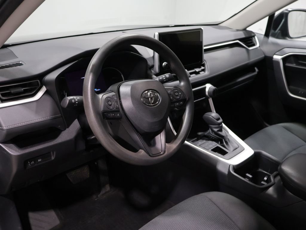 Used 2024 Toyota RAV4 LE image 14