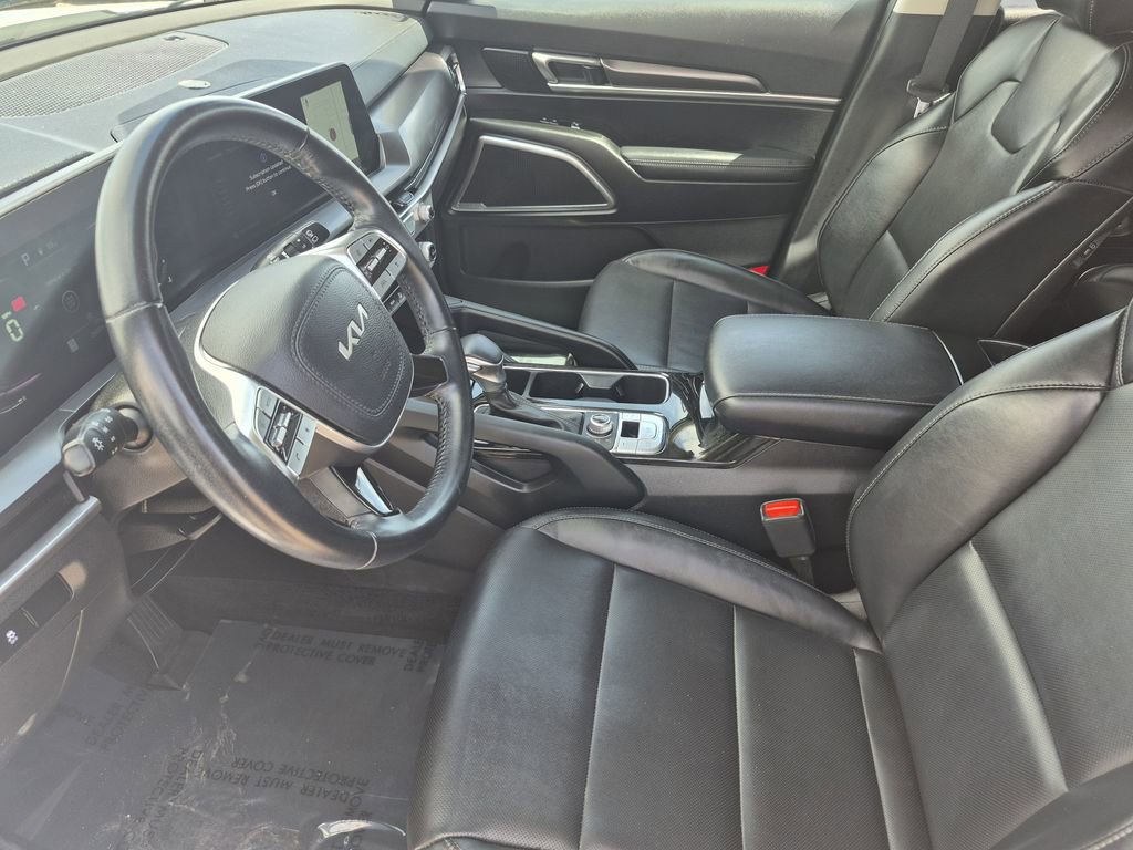 Certified 2023 Kia Telluride S w/ S Sunroof Package AWD/4WD image 12