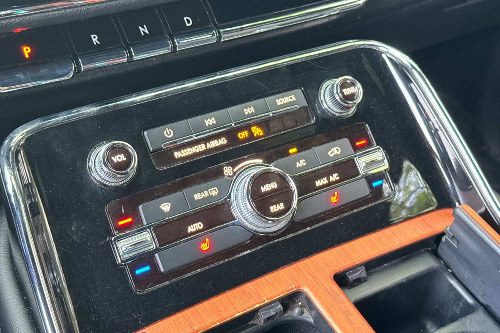 Used 2019 Lincoln Navigator L Select image 20