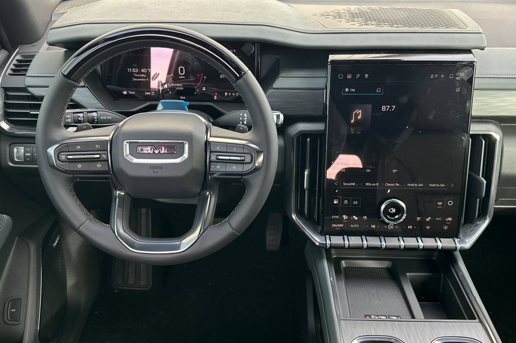 Used 2026 GMC Acadia AT4 w/ Super Cruise Package AWD/4WD image 11