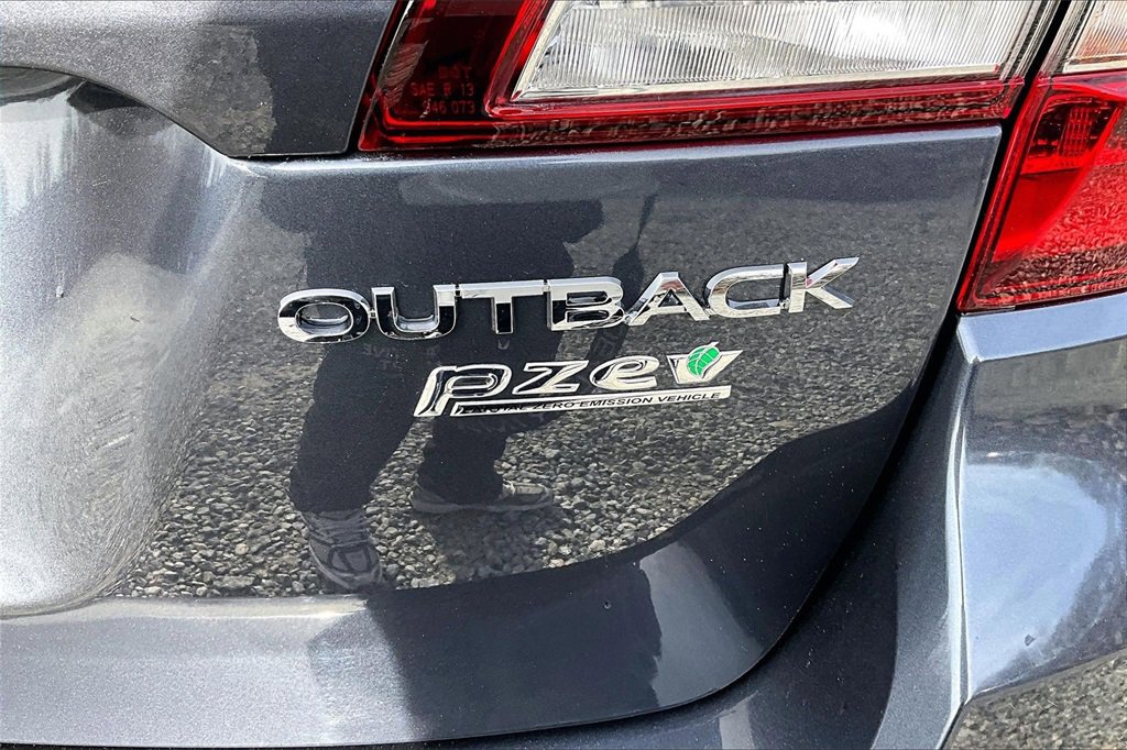 Used 2015 Subaru Outback 2.5i Limited image 8