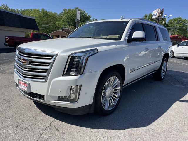 Used 2018 Cadillac Escalade ESV Platinum AWD/4WD image 7