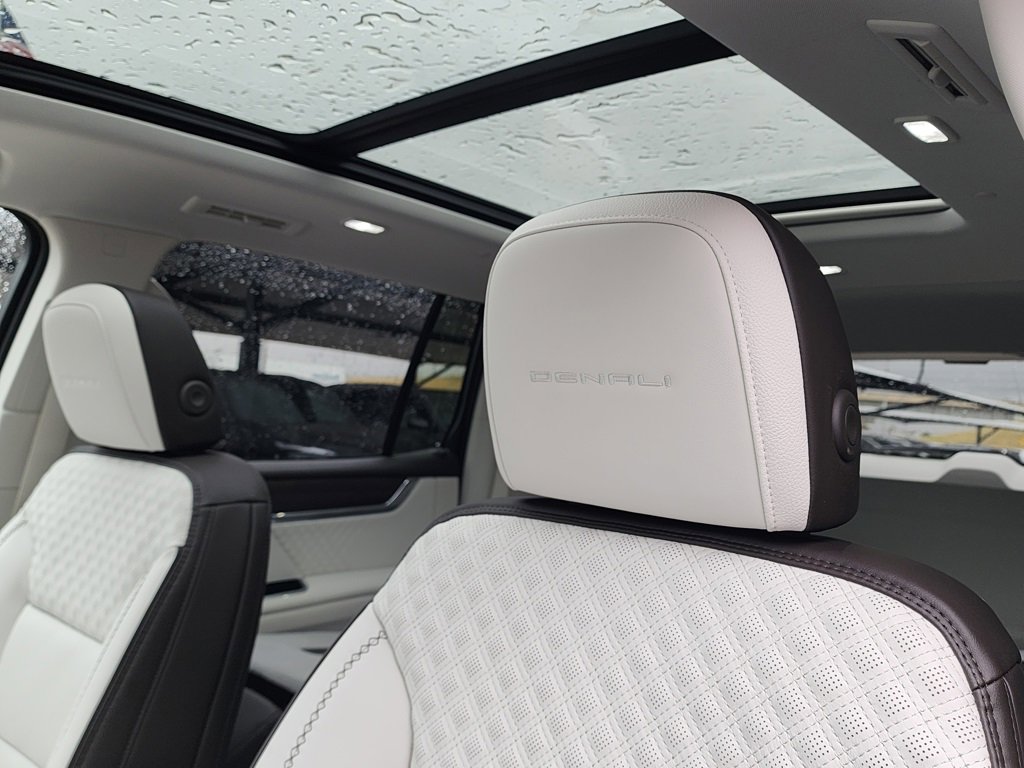 New 2026 GMC Acadia Denali image 17
