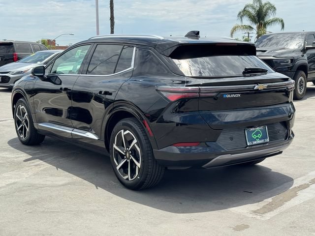 Certified 2024 Chevrolet Equinox EV LT FWD image 3