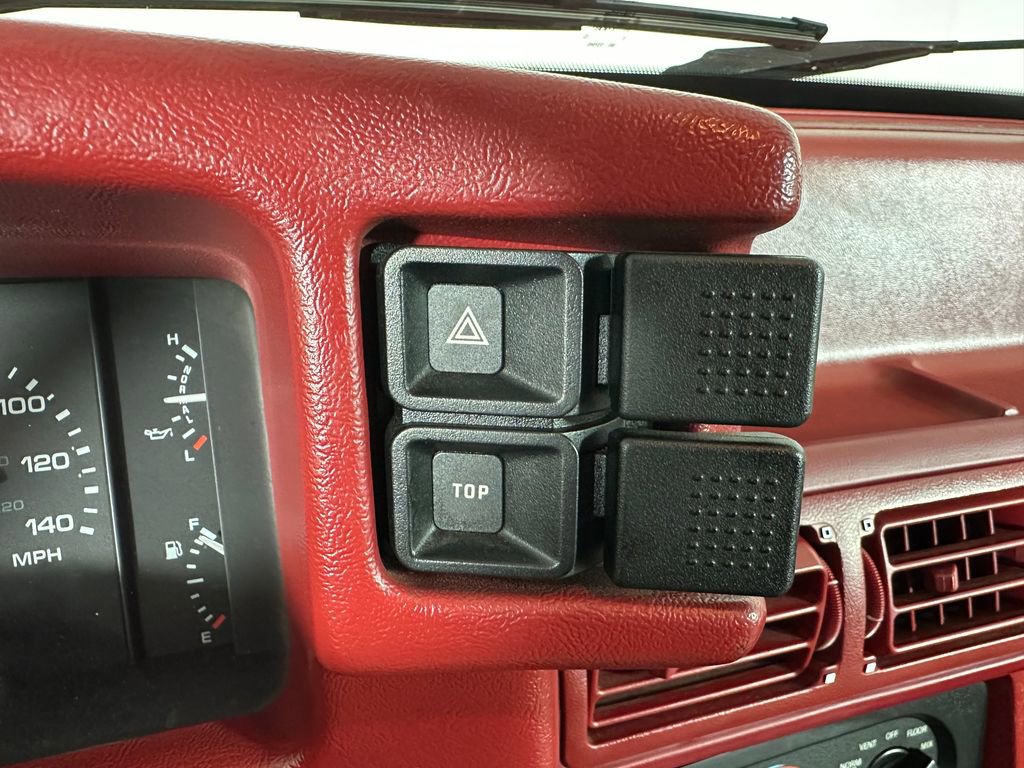 Used 1992 Ford Mustang GT image 21