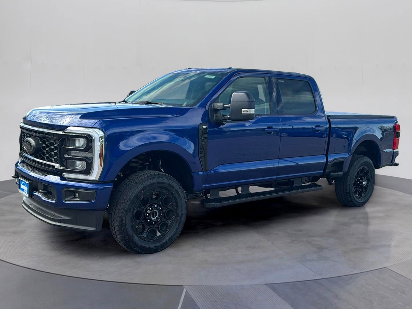 New 2026 Ford F250 4x4 Crew Cab Super Duty image 1