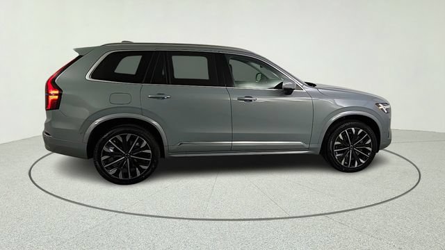 New 2026 Volvo XC90 B6 Plus w/ Protection Package Premier AWD/4WD image 8
