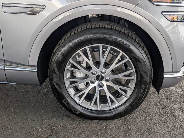 Used 2025 Genesis GV80 2.5T AWD/4WD image 7