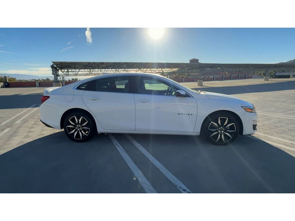 Used 2025 Chevrolet Malibu RS image 9