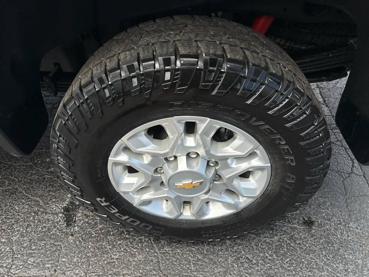 Used 2026 Chevrolet Silverado 2500 LT AWD/4WD image 13
