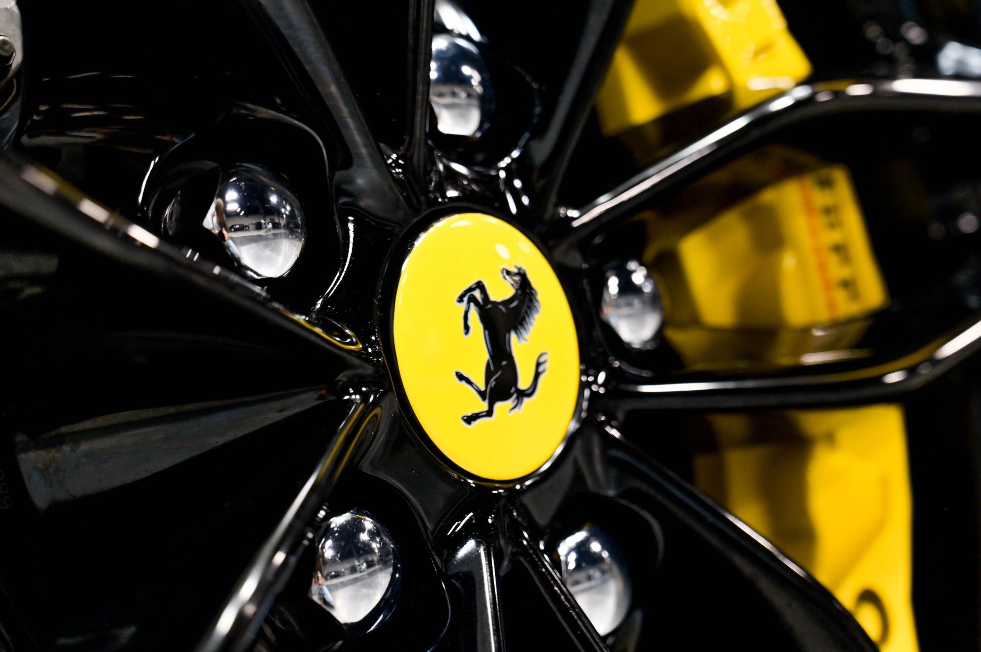 Used 2017 Ferrari 488 Spider RWD image 29