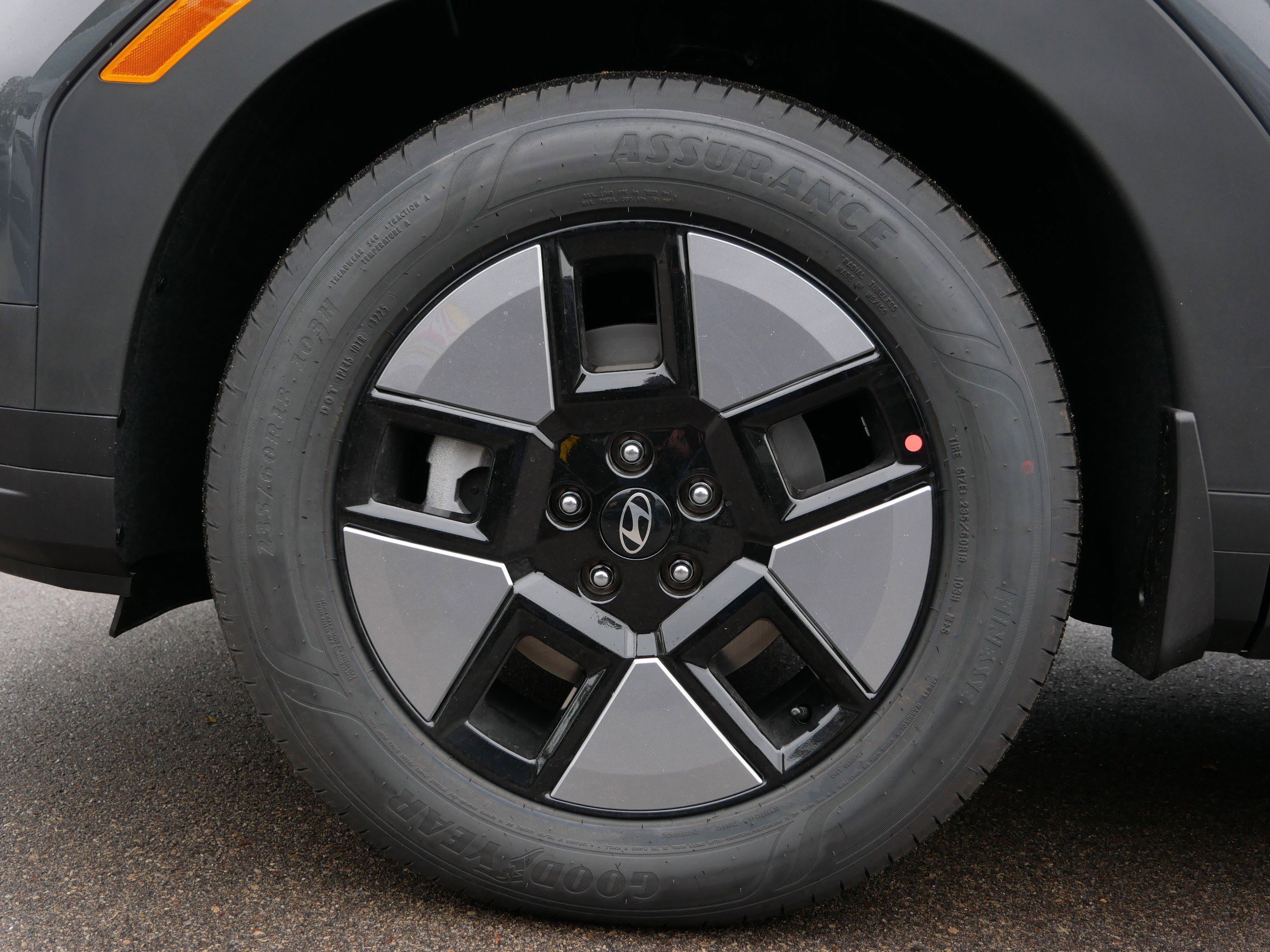 New 2026 Hyundai Santa Fe SEL image 5