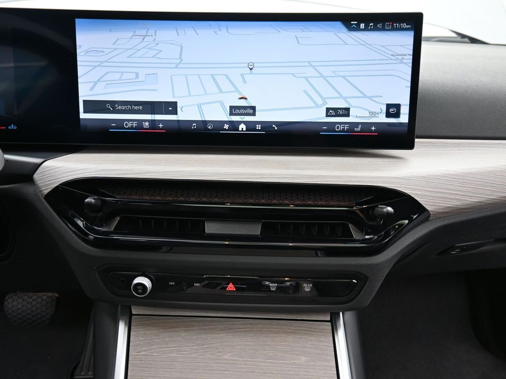 Used 2025 BMW 330i xDrive Sedan image 13