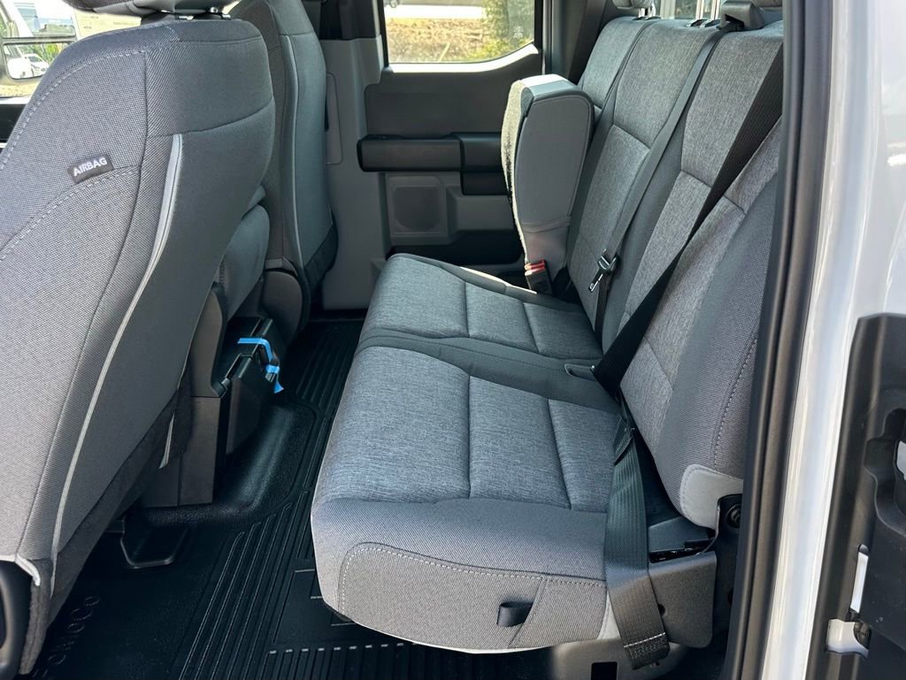 New 2026 Ford F250 XL w/ XL Chrome Package image 24