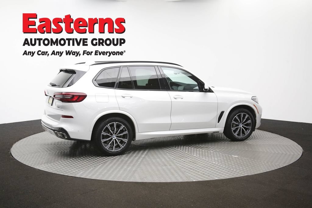Used 2023 BMW X5 xDrive40i w/ M Sport Package AWD/4WD image 46