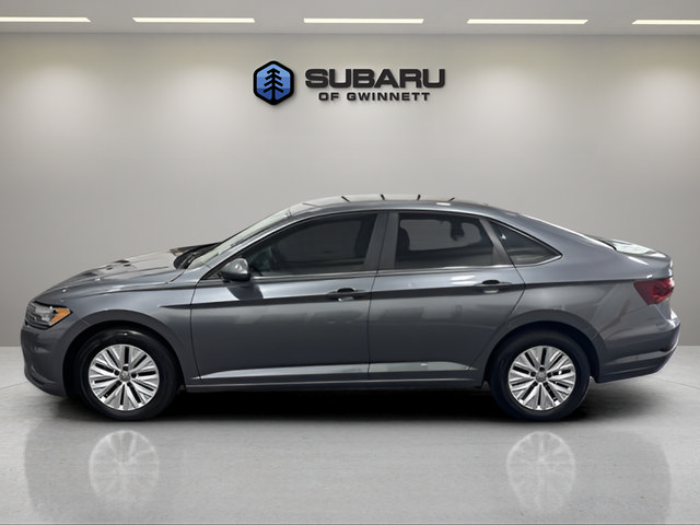 Used 2019 Volkswagen Jetta FWD image 2