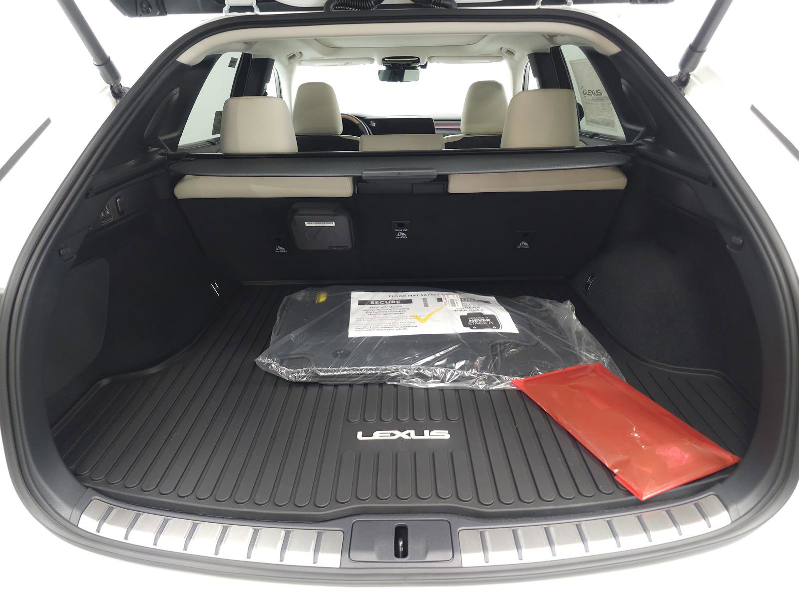 New 2026 Lexus RX 450h AWD image 11