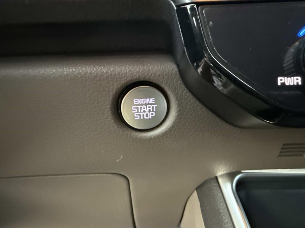 Used 2026 Kia Carnival image 29