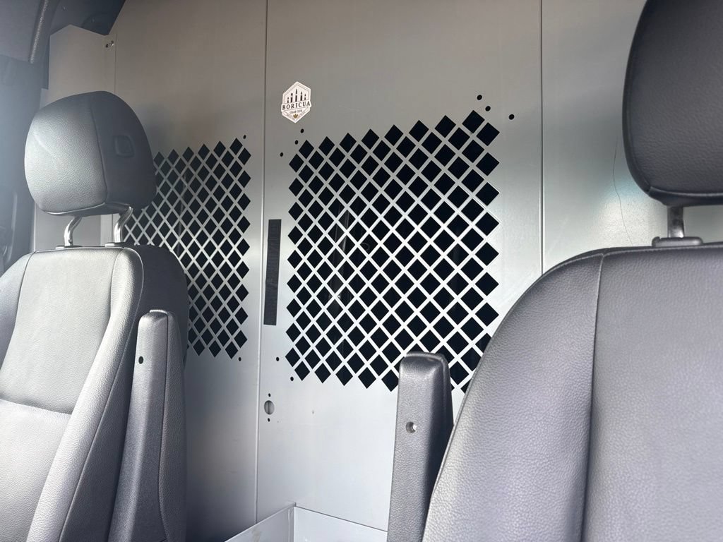 Used 2023 Mercedes-Benz Sprinter 2500 image 4