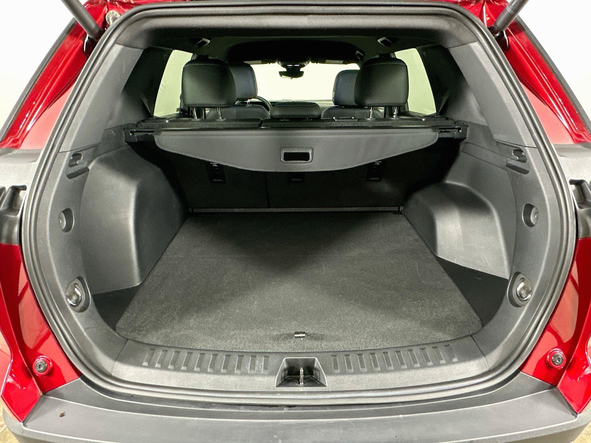 Used 2025 Chevrolet Equinox LT w/ Convenience Package II FWD image 28