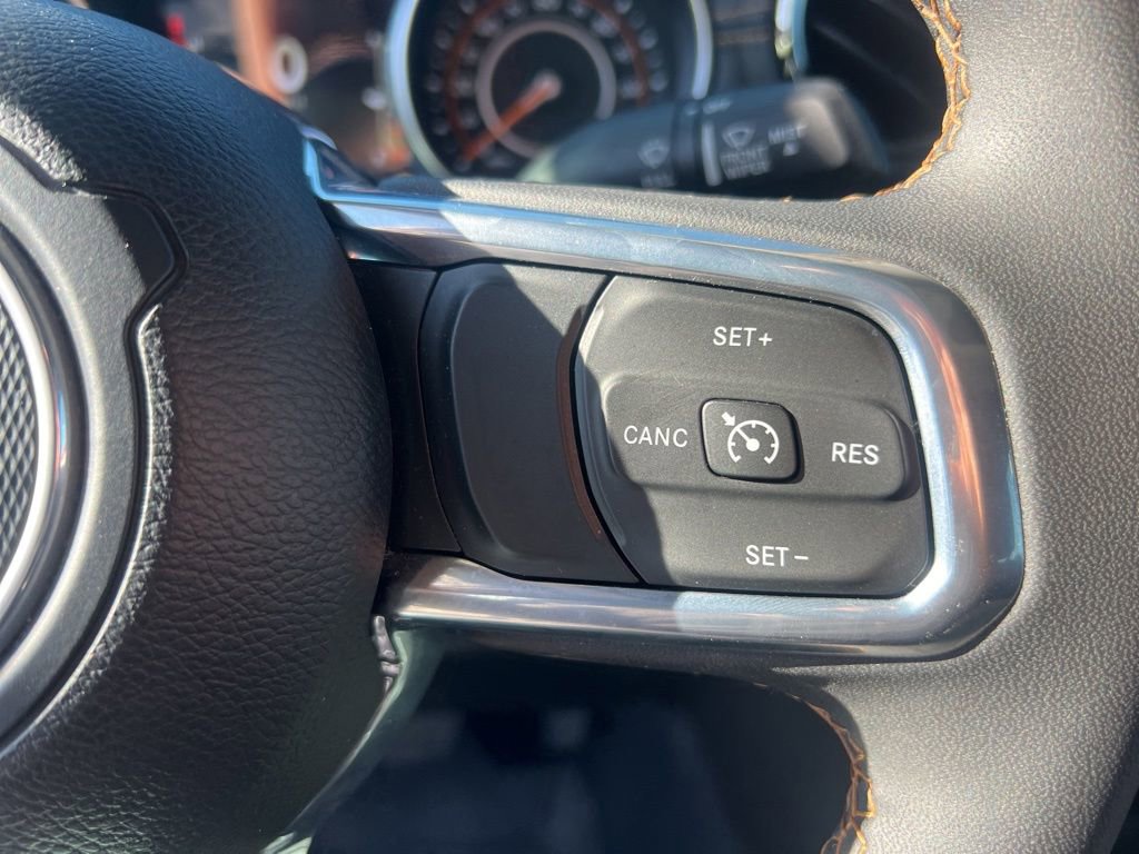 Certified 2023 Jeep Gladiator Overland AWD/4WD image 12