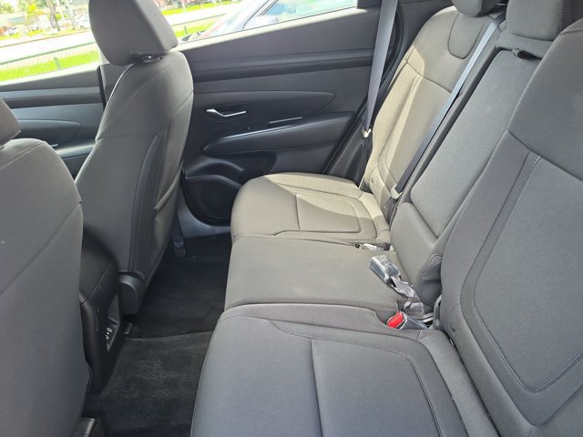 Used 2026 Hyundai Tucson SE FWD image 8