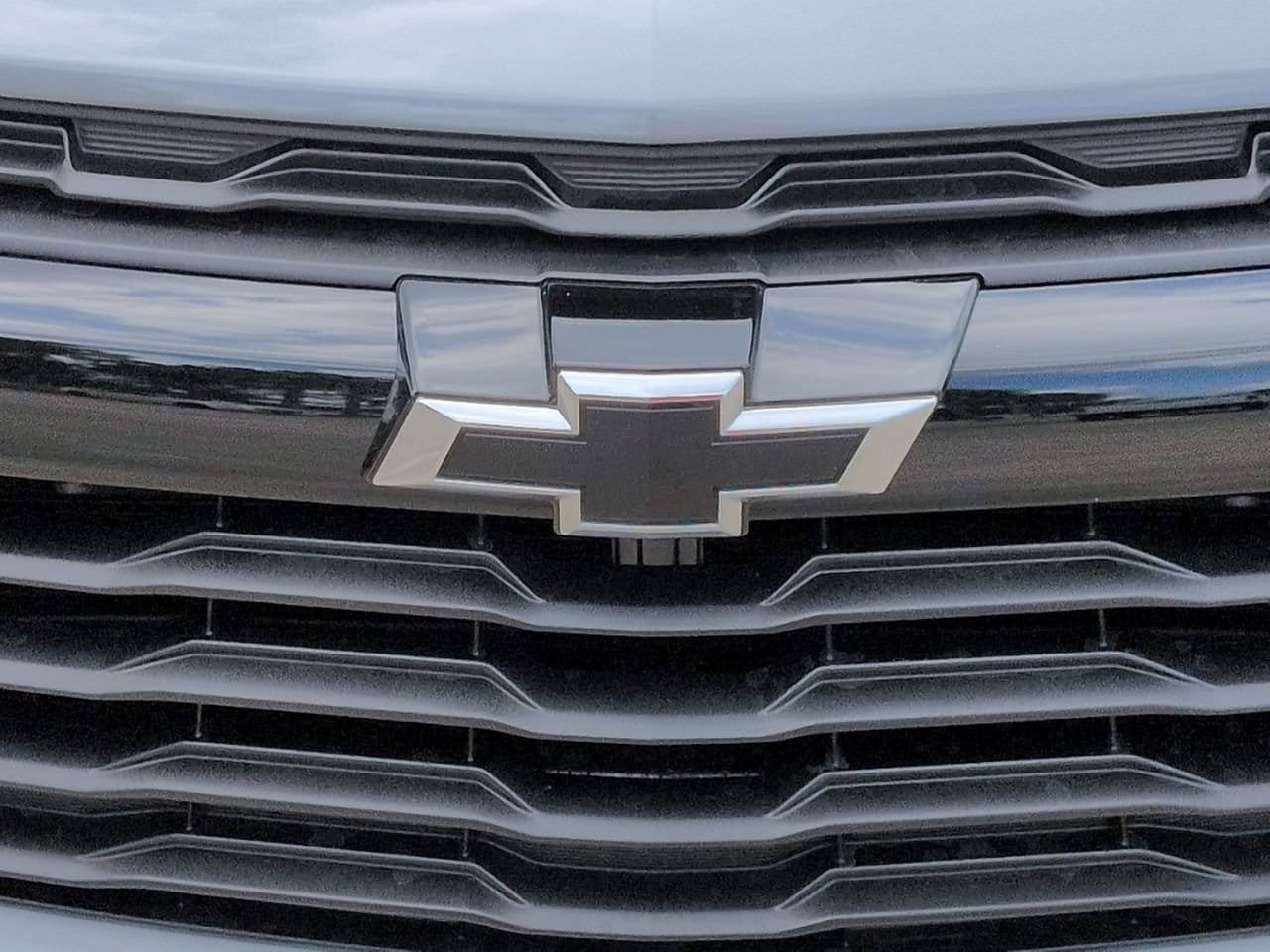 New 2026 Chevrolet TrailBlazer LT w/ Midnight Edition FWD image 5